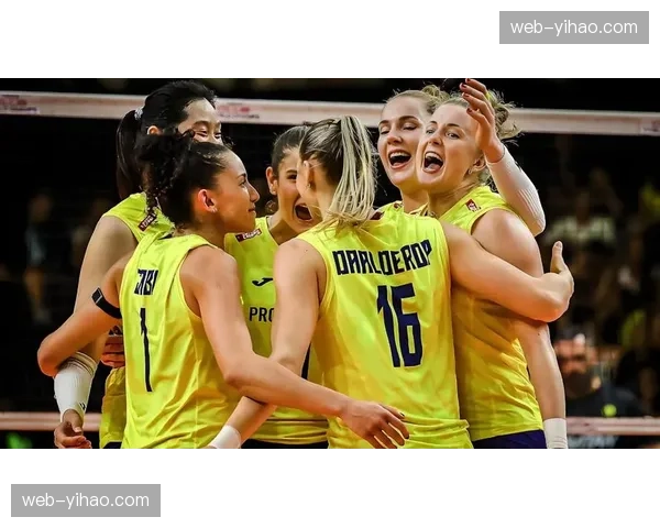 欧冠女排1-4决赛首回合:科内利亚诺3-1击败伊萨奇巴希,哈克独得32分 欧冠女排1-4决赛首回合:科内利亚诺3-1击败伊萨奇巴希,哈克独得32分