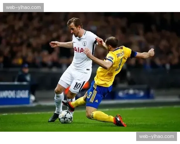 从两球落后到扳平，复盘兰斯队展现的坚韧品质