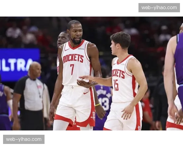 火箭季后赛防守短板补强：三套轮换阵容精细调整